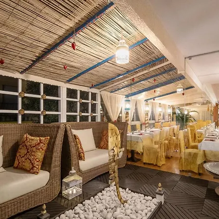 מלון Milton Boutique - Adults Only 4*