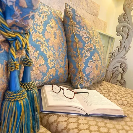 Milton Boutique - Adults Only מלון 4*